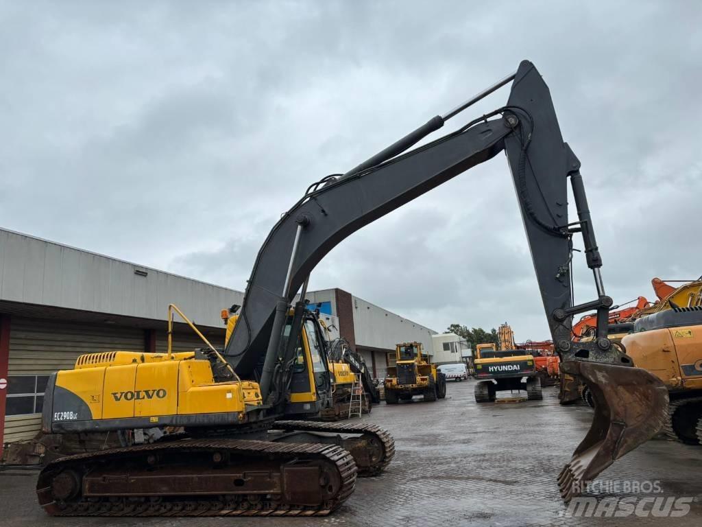 Hyundai 290BLC Kāpurķēžu ekskavatori