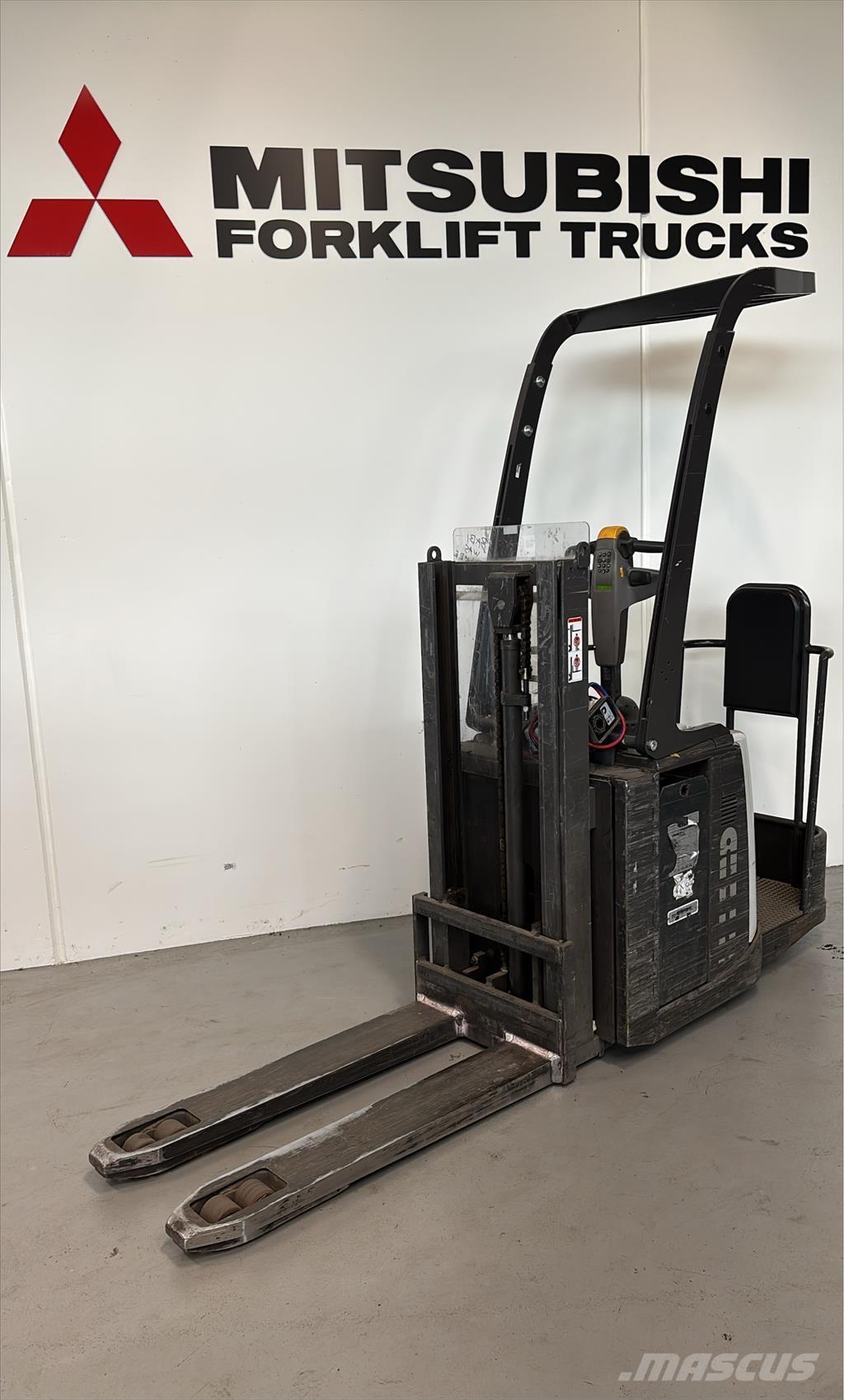 Atlet PDP200 Pašgājējplatformas