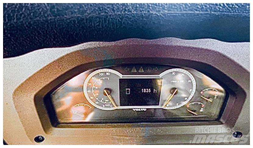 Volvo A 30 G Artikulētie pašizgāzēji