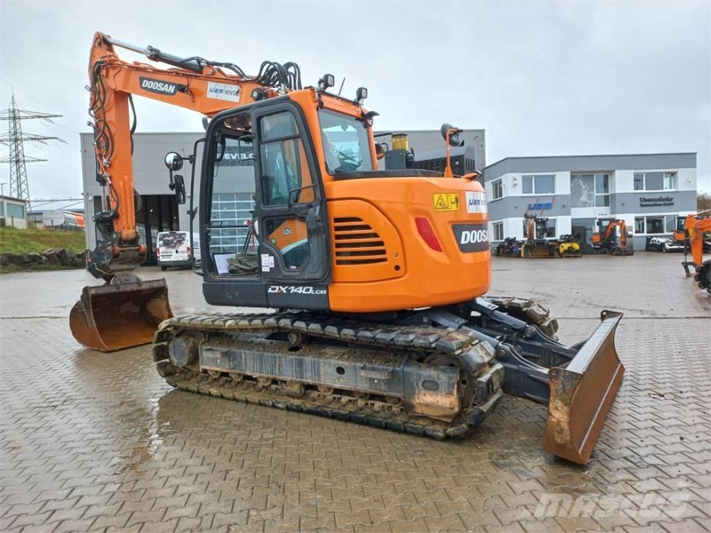 Develon DX140LCR-5 Kāpurķēžu ekskavatori