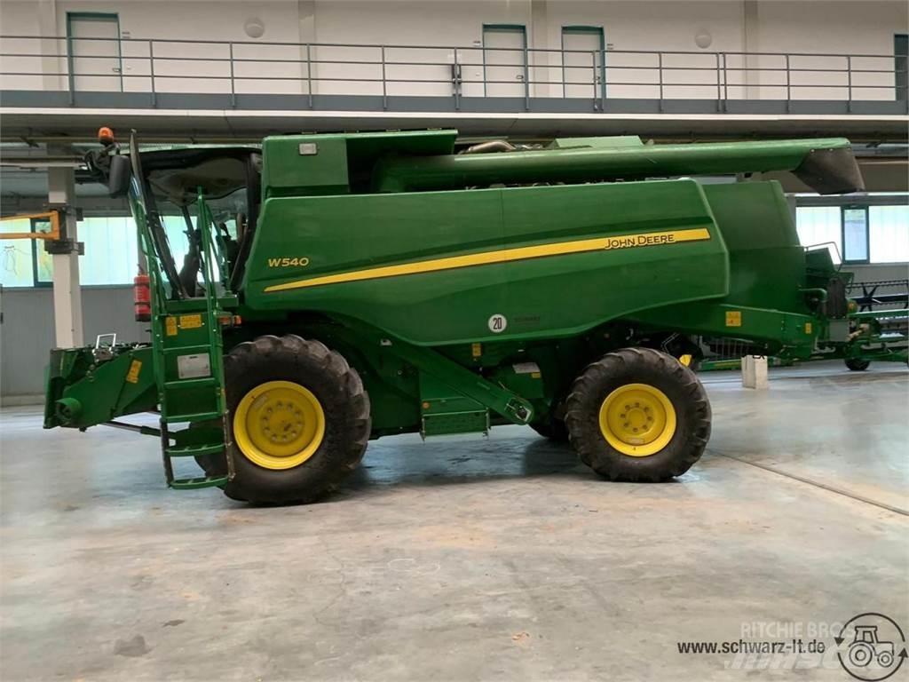 John Deere W540 Ražas novākšanas kombaini