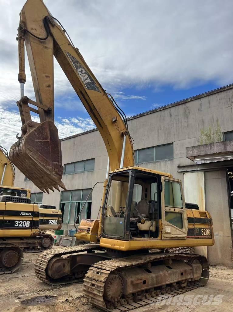 CAT 320 B L Kāpurķēžu ekskavatori