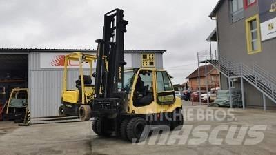 Hyster H8.0FT.9 Tehnika ar dīzeļa dzinēju