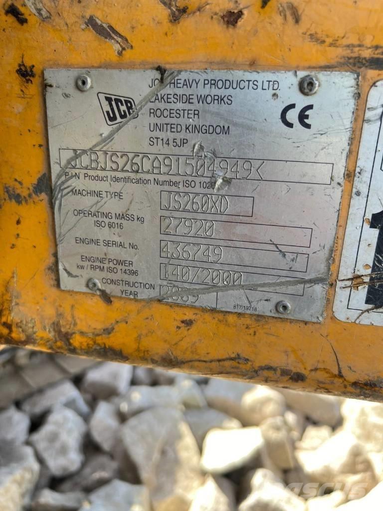 JCB JS 260 XD Sliedes, ķēdes un šasija