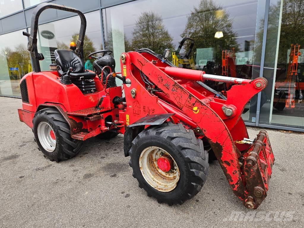 Schäffer 3150 Mini iekrāvēji