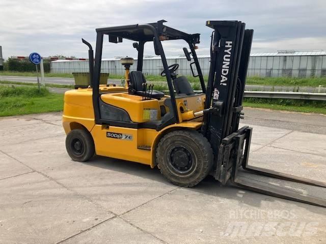 Hyundai 50 DA-7 E Tehnika ar dīzeļa dzinēju