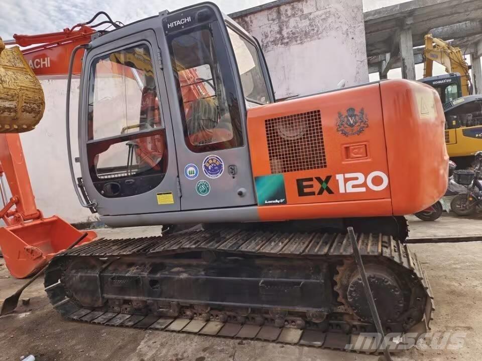Hitachi EX 120-3 Kāpurķēžu ekskavatori