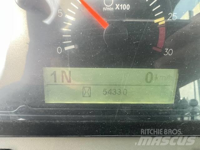 CAT 950 Iekrāvēji uz riteņiem