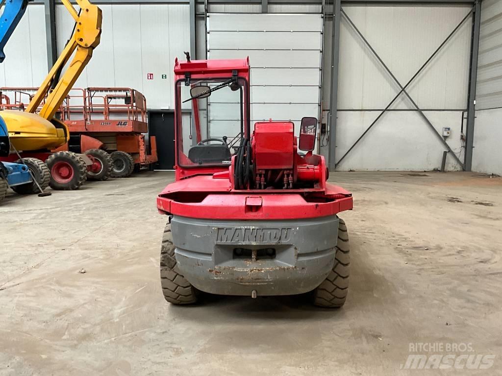 Manitou BT 420 Teleskopiskie manipulatori