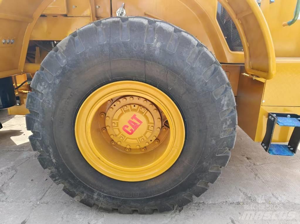 CAT 950 GC Iekrāvēji uz riteņiem