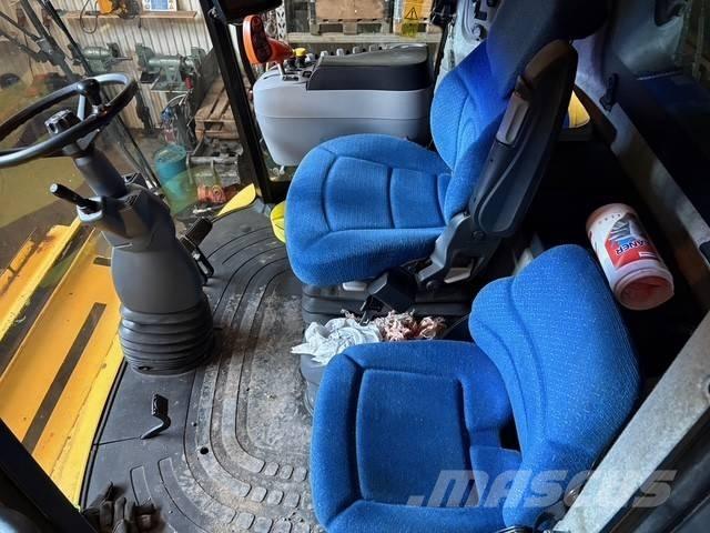 New Holland CX 8080 Ražas novākšanas kombaini