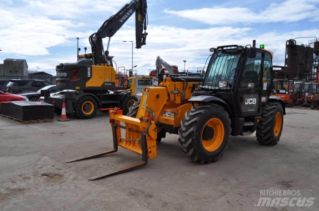 JCB 535-95 Teleskopiskie manipulatori