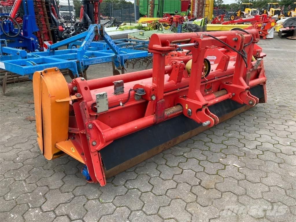 Dücker UM 30 FV Cits lopbarības novācēju, kombainu aprīkojums