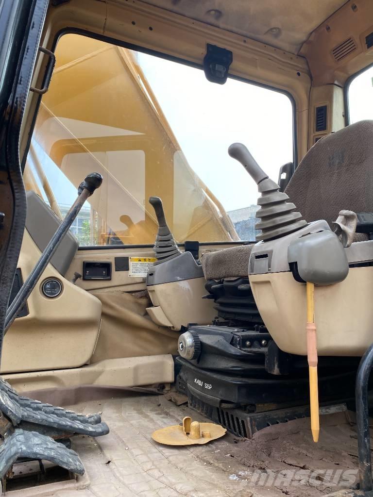 CAT 325 B L Kāpurķēžu ekskavatori