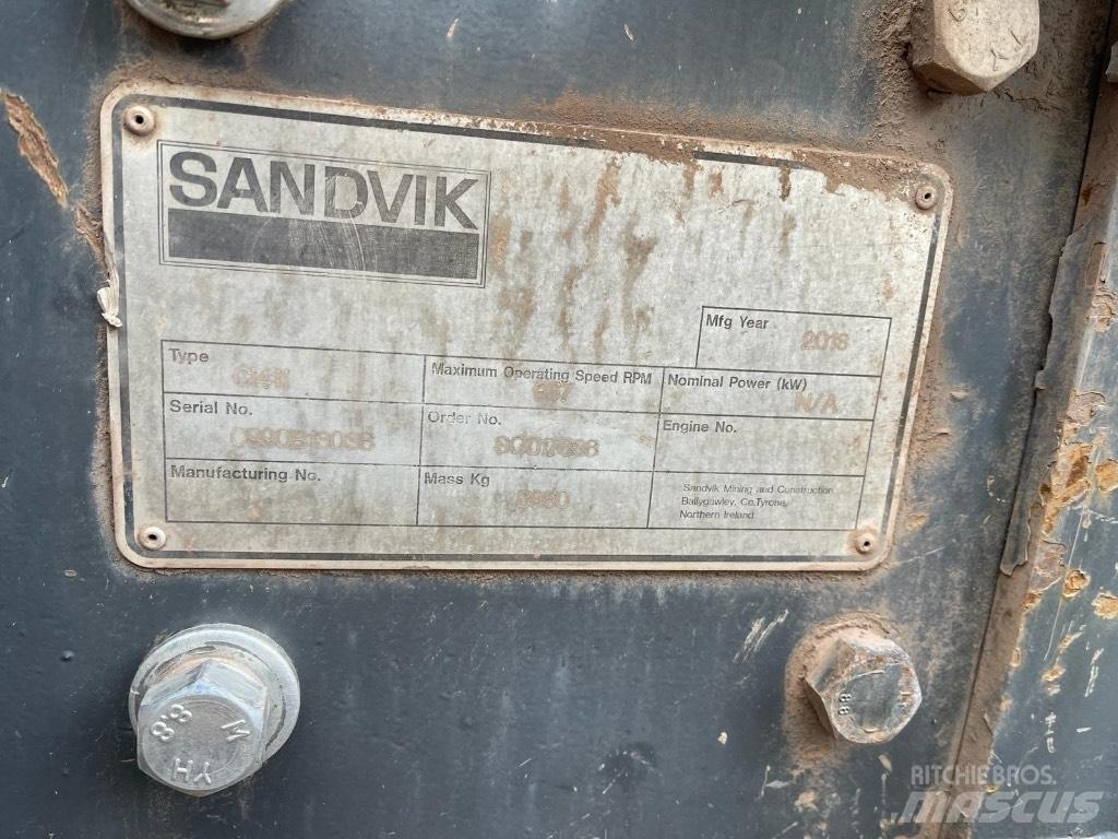 Sandvik QI 341 Mobilie drupinātāji