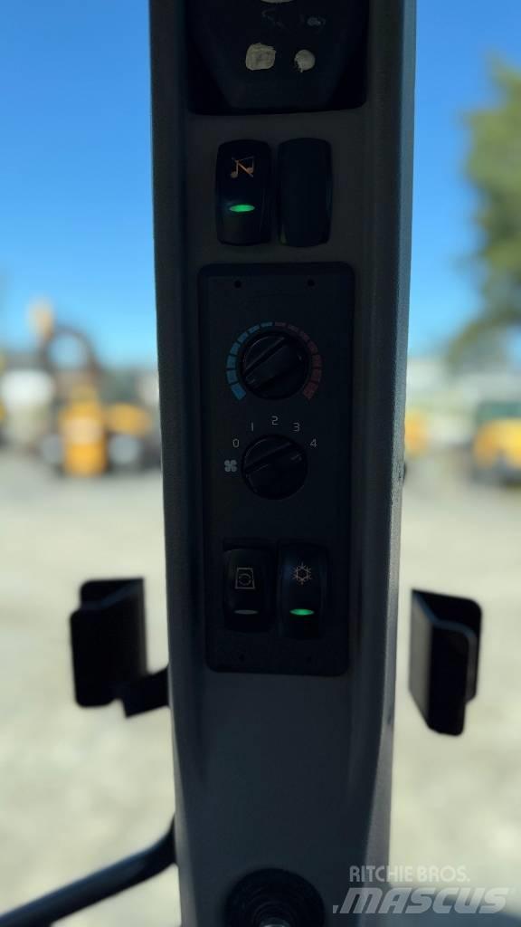 Volvo BL 71 Ekskavatori-iekrāvēji