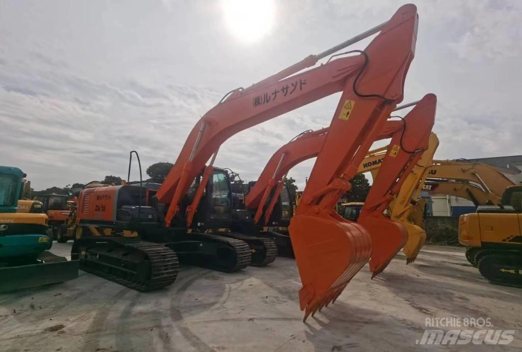 Hitachi ZX 240 Kāpurķēžu ekskavatori