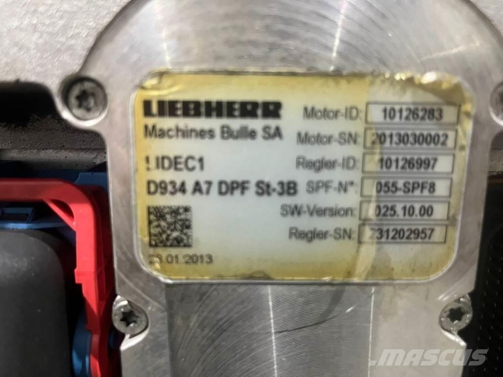 Liebherr D934 A7 Dzinēji