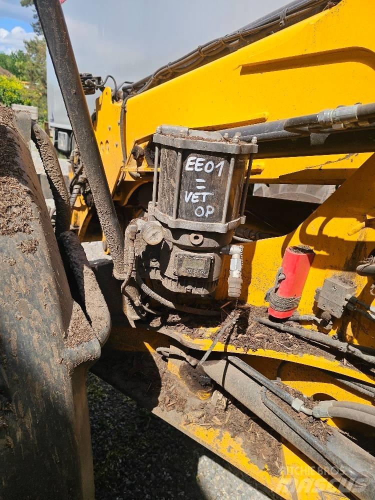 JCB TM 320 S Lauksaimniecības pacēlāji