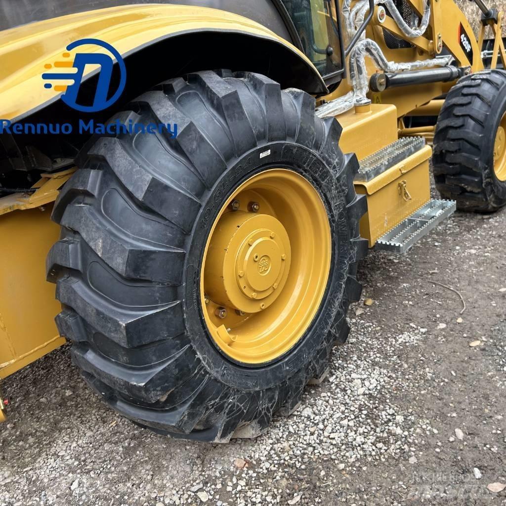 CAT 420F Ekskavatori-iekrāvēji
