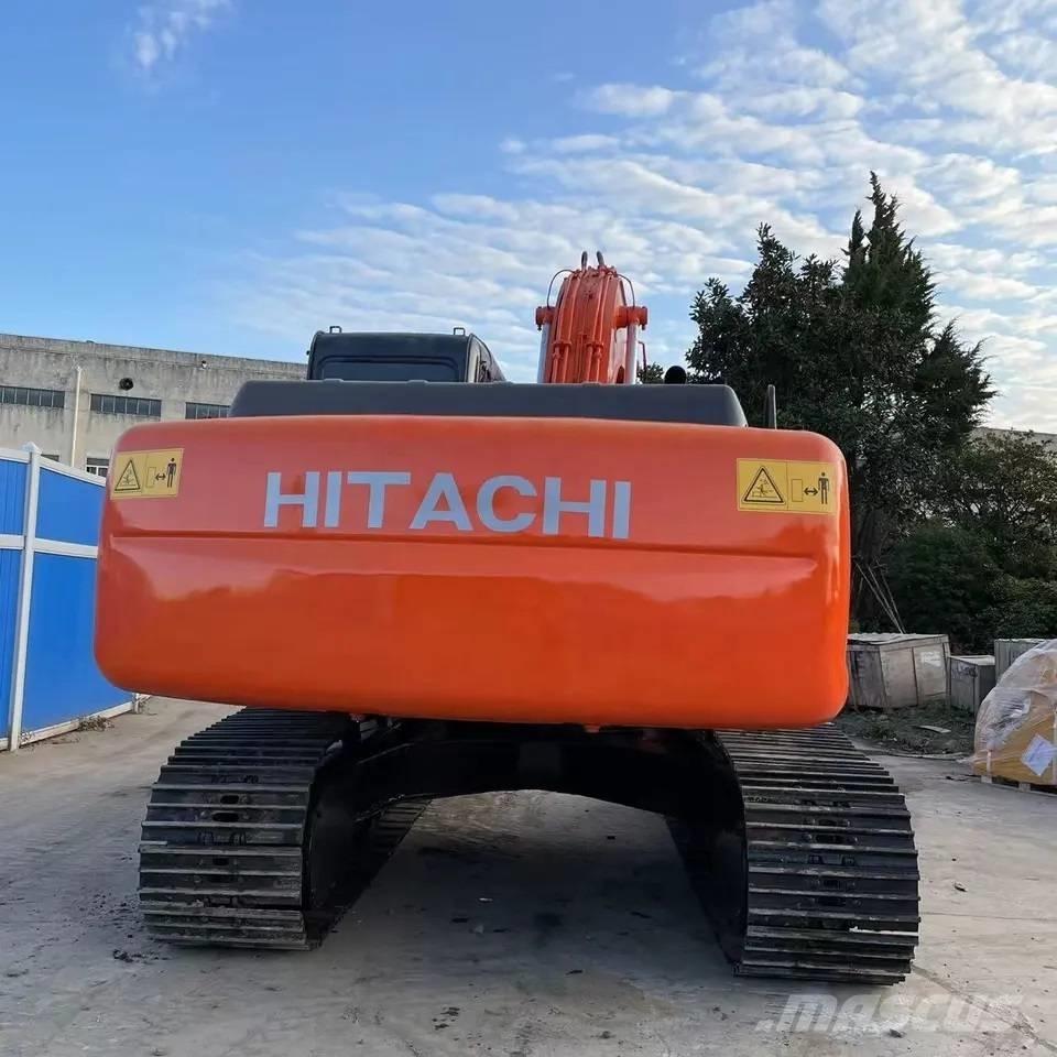 Hitachi ZX200 Kāpurķēžu ekskavatori