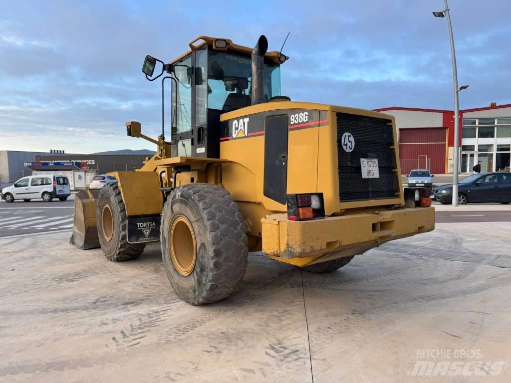 CAT 938 G Iekrāvēji uz riteņiem