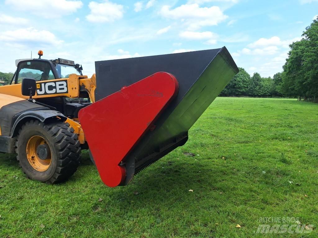  VDW Balemaster 260 Ķīpu smalcinātāji, griezēji un attinēji