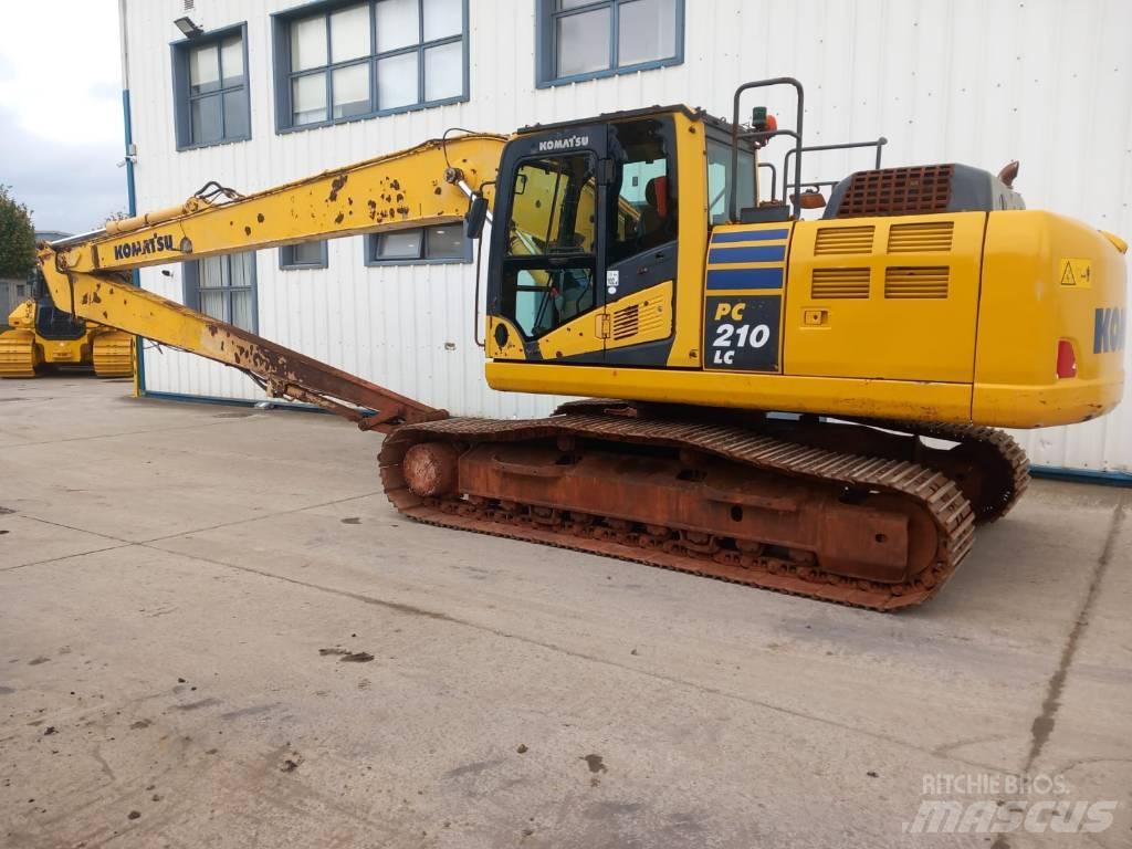 Komatsu PC210LC-10 Kāpurķēžu ekskavatori