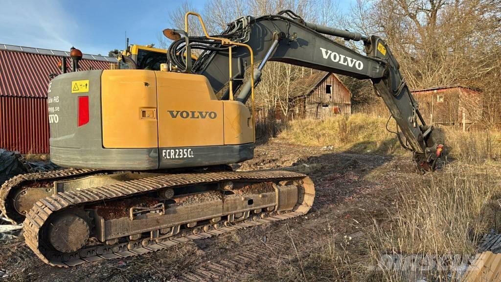 Volvo ECR 235 C L Kāpurķēžu ekskavatori