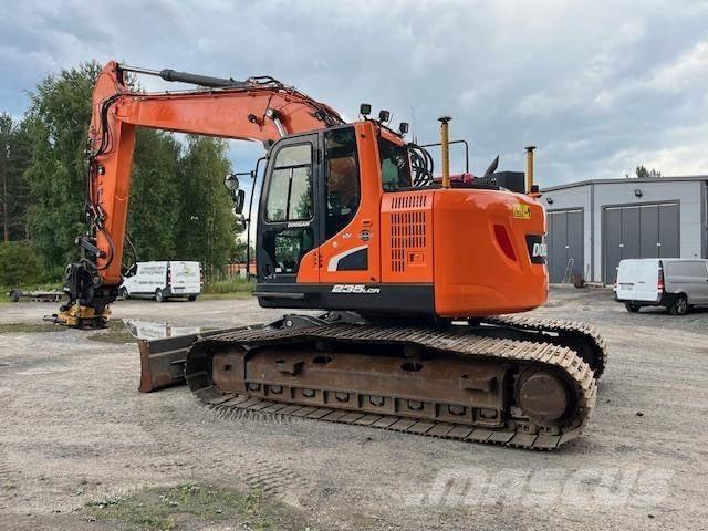 Doosan DX235 LCRD Kāpurķēžu ekskavatori