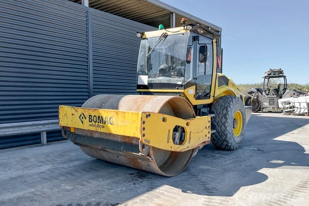 Bomag BW 213 D-5 Vienvalča grunts veltņi