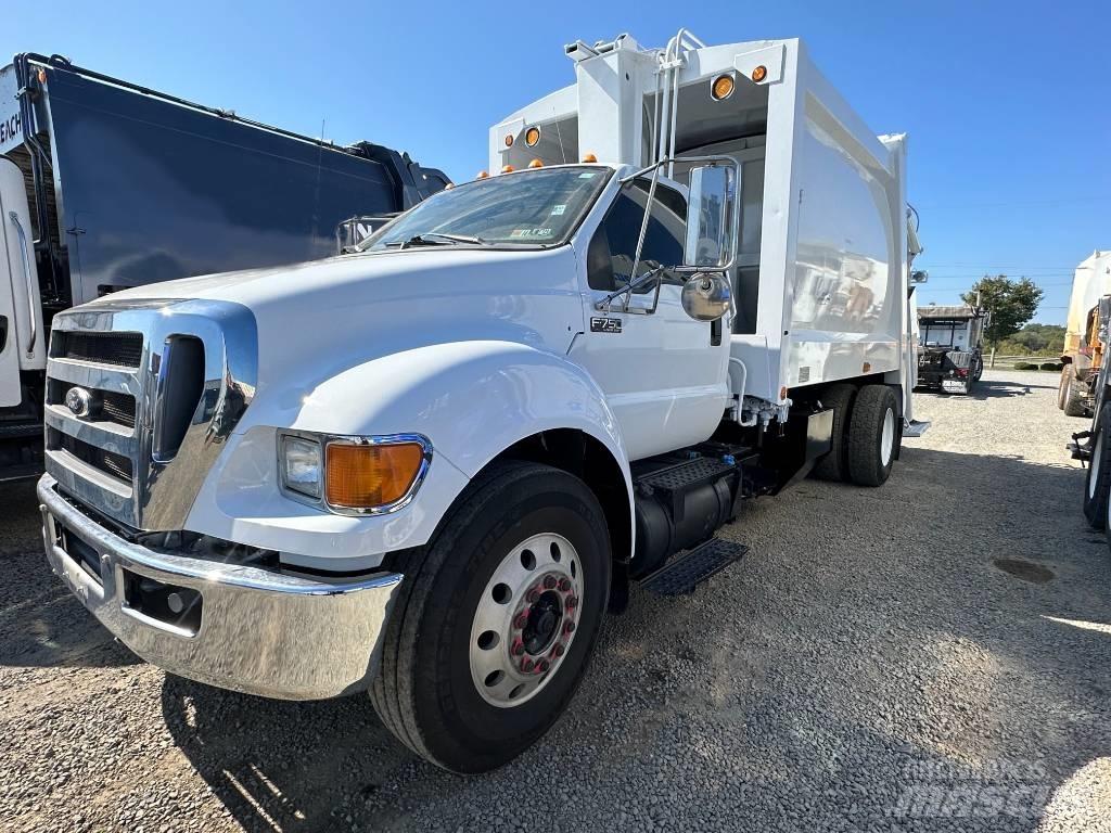 Ford F750 Atkritumu izvešanas transports