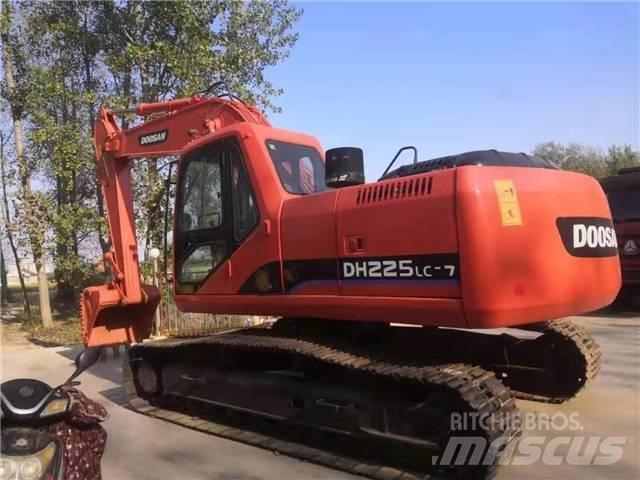 Doosan DH 225 LC-7 Kāpurķēžu ekskavatori