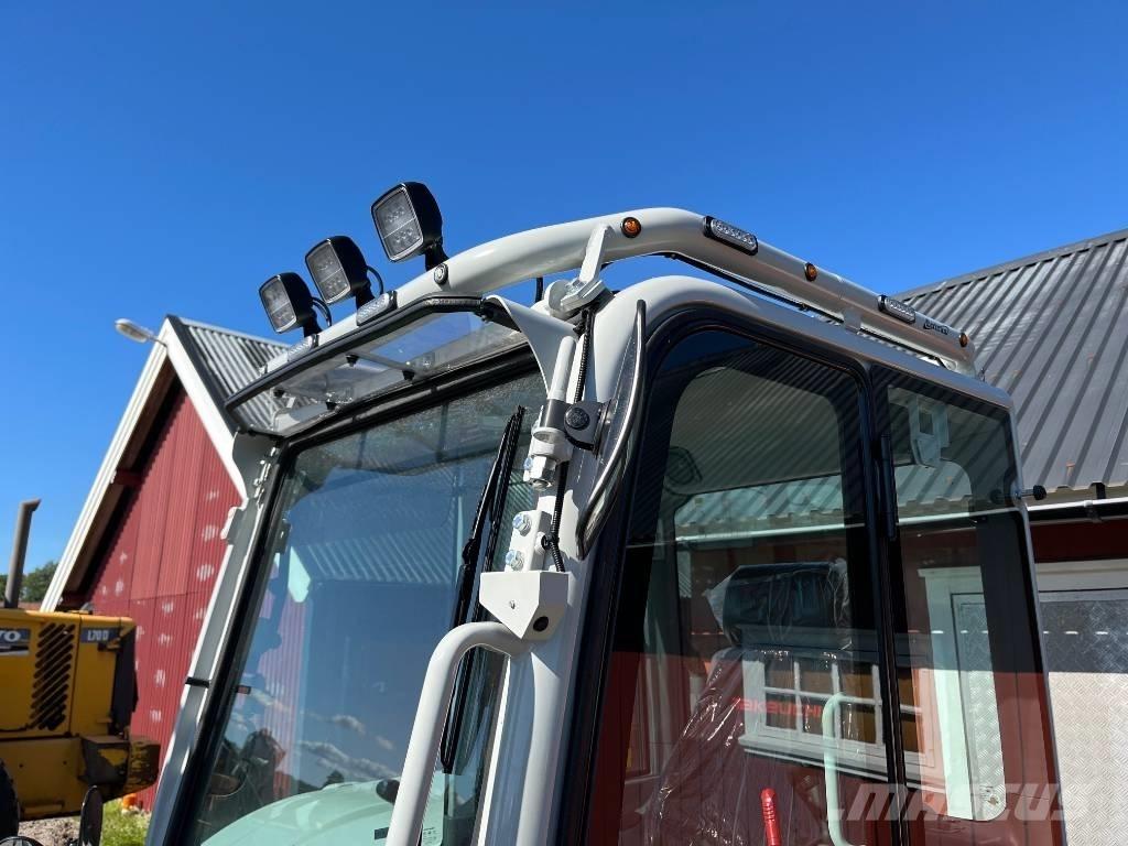 Takeuchi TB 370 Vidēja lieluma ekskavatori 7 t - 12 t
