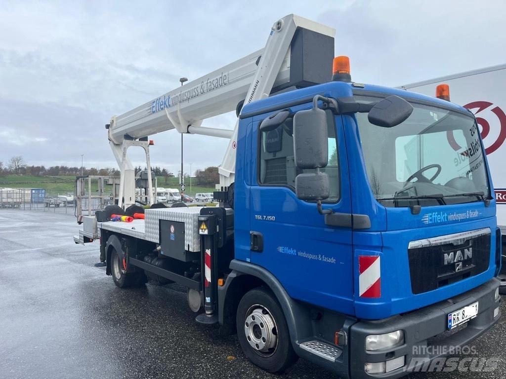 Ruthmann T 330 Pacēlāji uz automašīnas bāzes