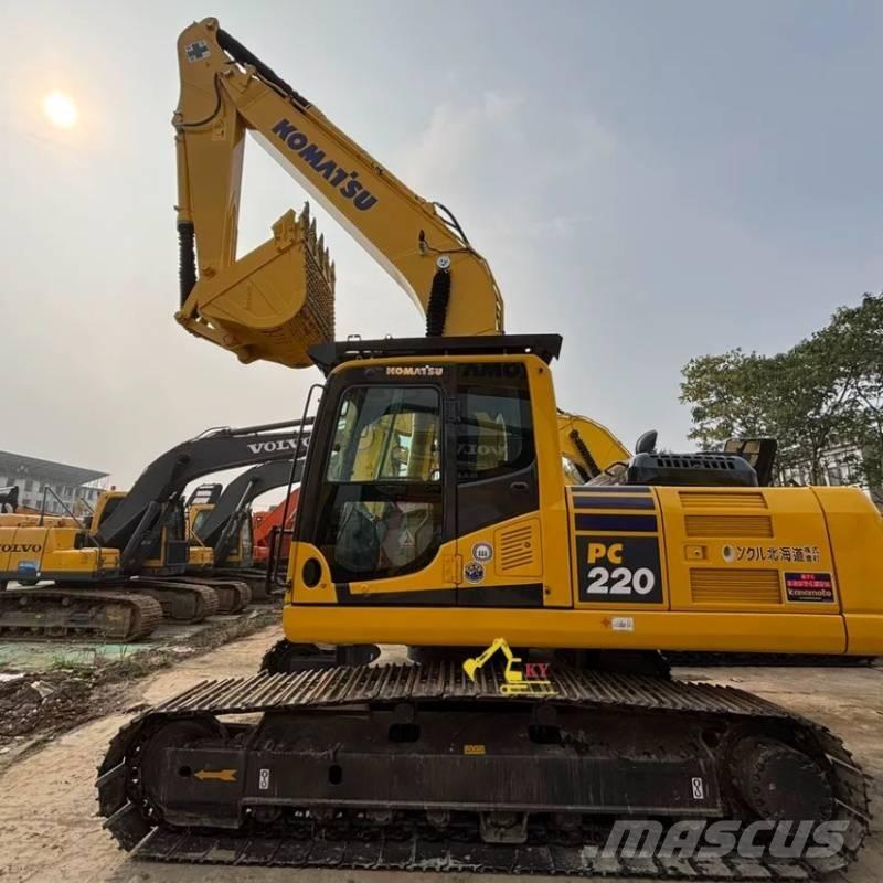 Komatsu PC 220-8 Kāpurķēžu ekskavatori