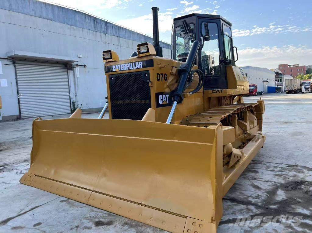 CAT D 7 G Kāpurķēžu buldozeri