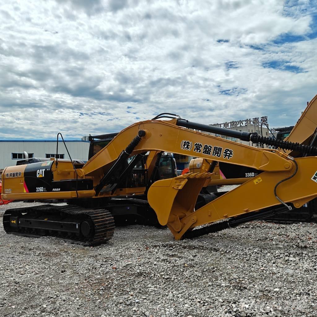 CAT 326D2 Kāpurķēžu ekskavatori