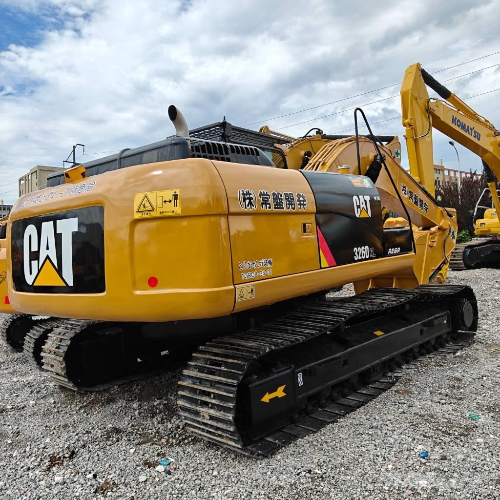 CAT 326D2 Kāpurķēžu ekskavatori
