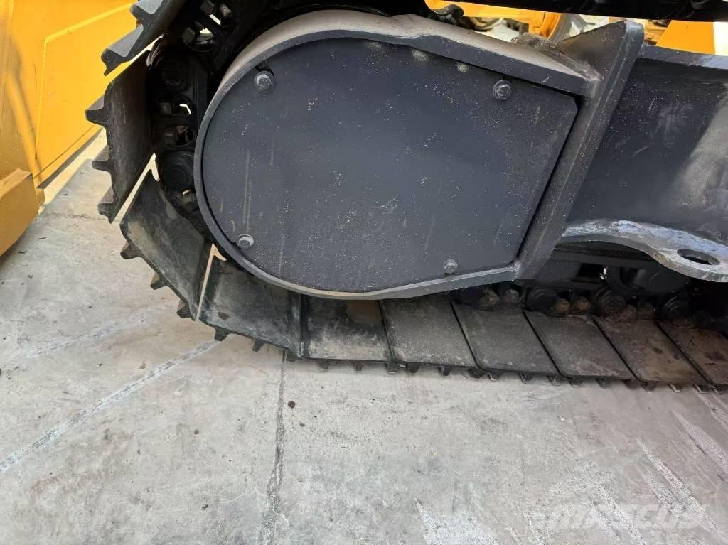 Doosan DX 300 LCA Kāpurķēžu ekskavatori