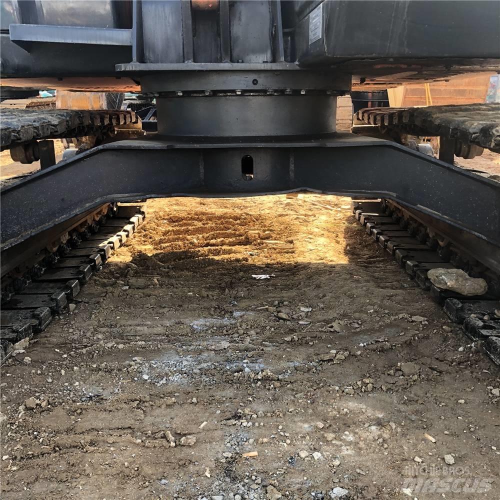 Hitachi ZX70-5A Vidēja lieluma ekskavatori 7 t - 12 t
