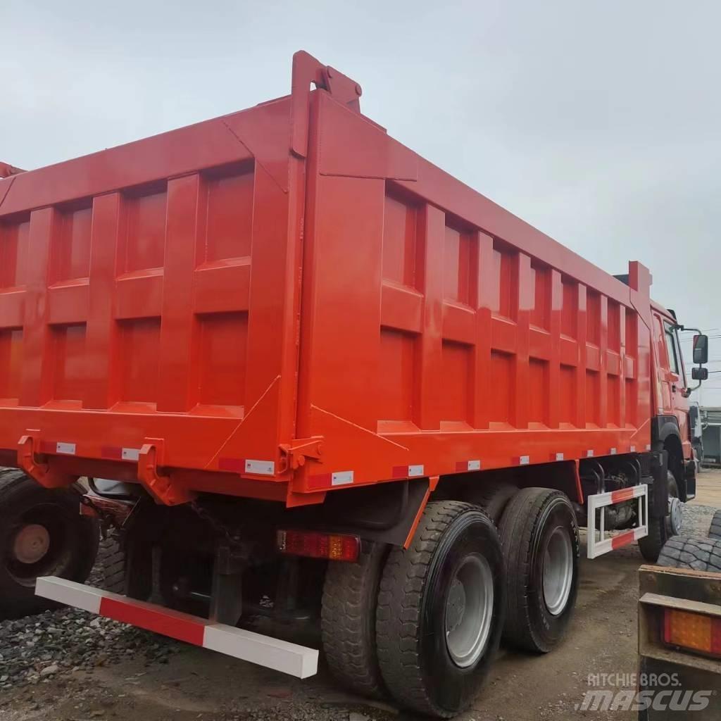 Howo 371 8x4 Pašizgāzējs