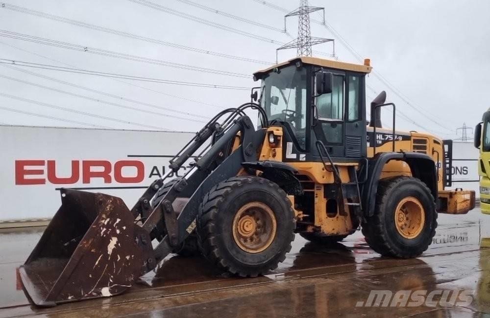 Hyundai HL 757 TM-9 Iekrāvēji uz riteņiem