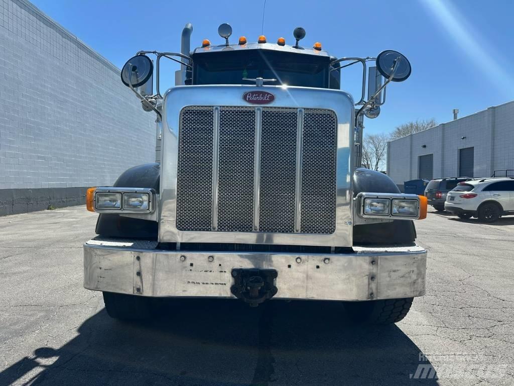 Peterbilt 367 Vilcēji