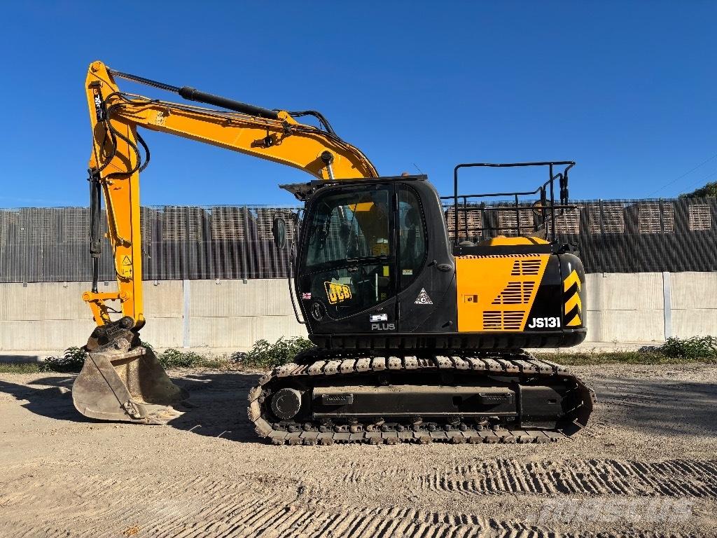 JCB JS 131 LC Kāpurķēžu ekskavatori