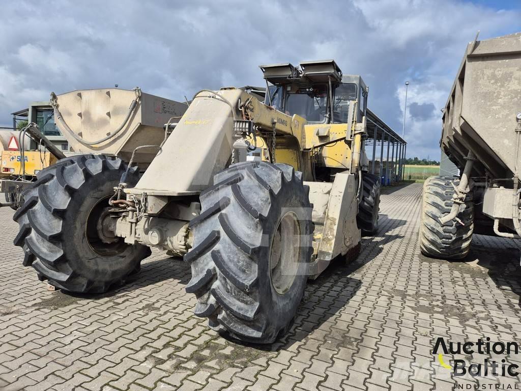Bomag MPH 122 Greideri