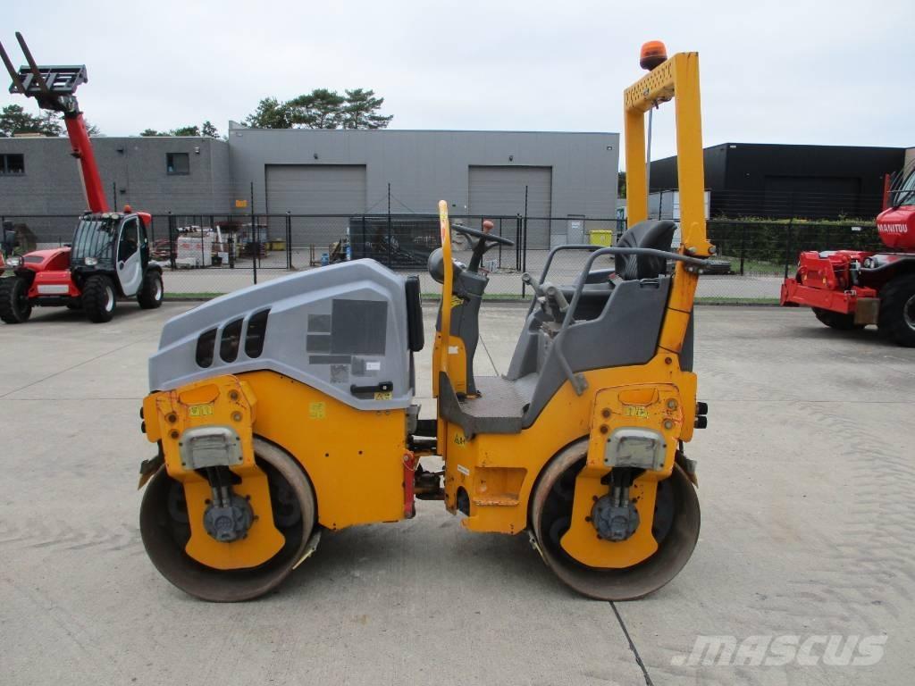 Hamm HD12VV (879) Divvalču grunts veltņi
