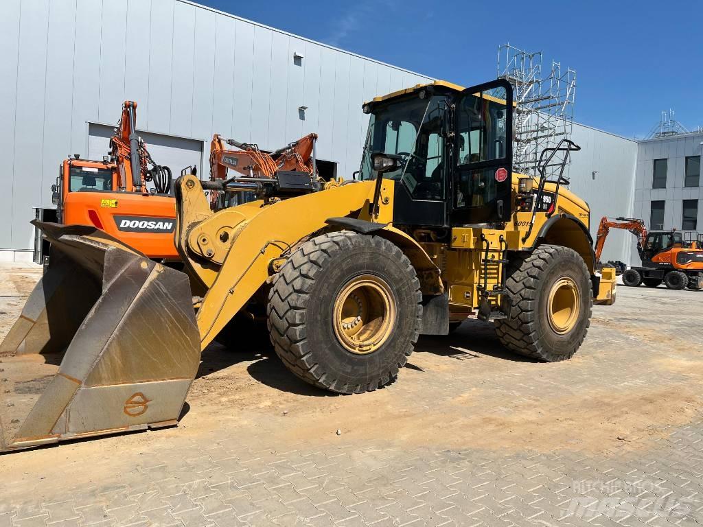 CAT 950 Iekrāvēji uz riteņiem