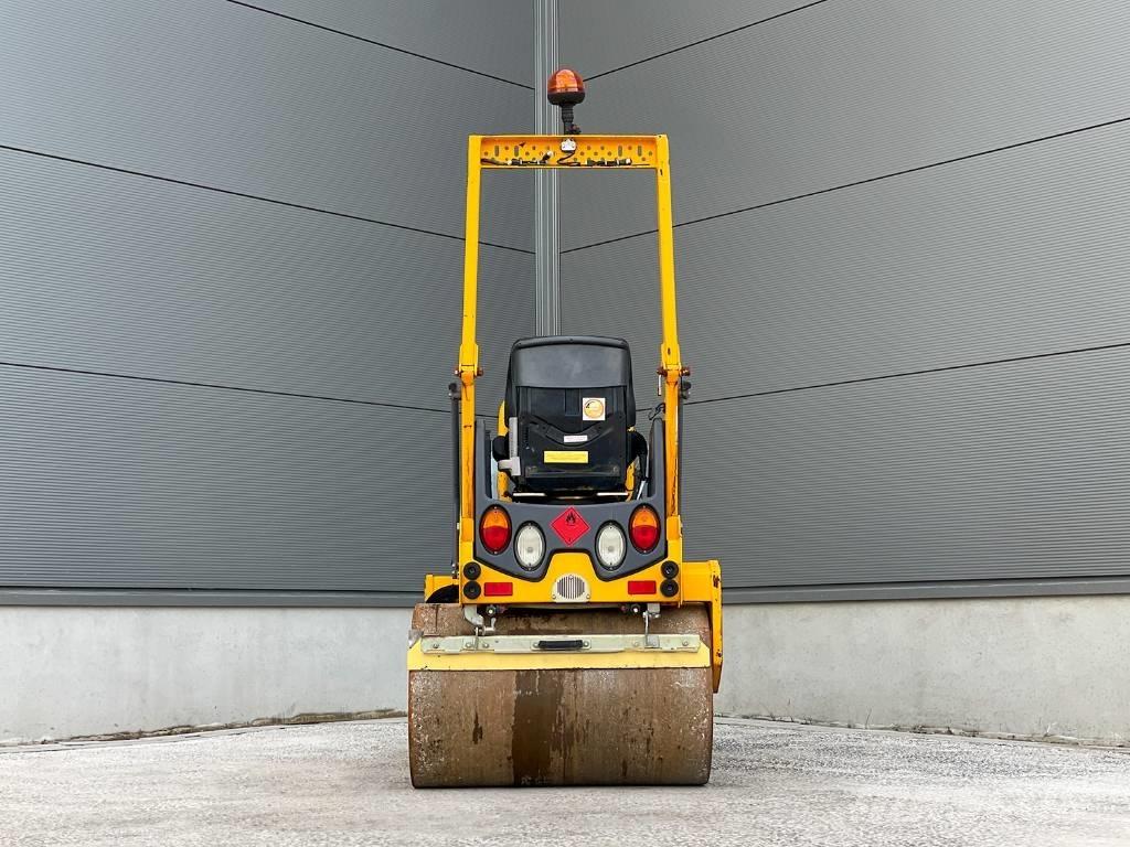 Hamm HD 10C VV Divvalču grunts veltņi