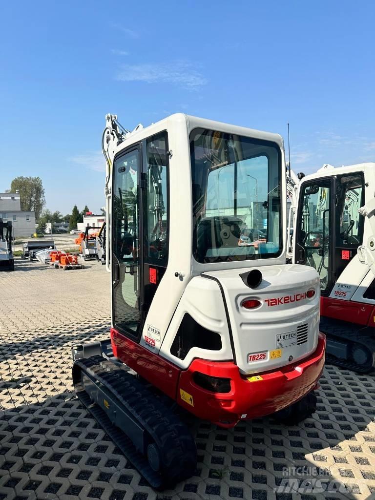 Takeuchi TB 225 V0 Mini ekskavatori < 7 t